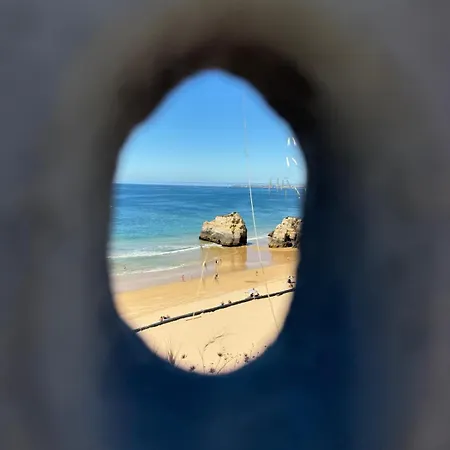 Dolly Monte - With Ocean View Conceição